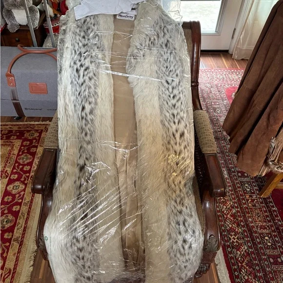 Monterey Fashions Vintage Faux Fur Long Coat 1X Made USA | Statement Winter Coat - Picture 2 of 10